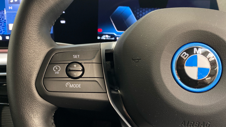 BMW 2 Series 225e xDrive Luxury 5dr DCT Hatchback